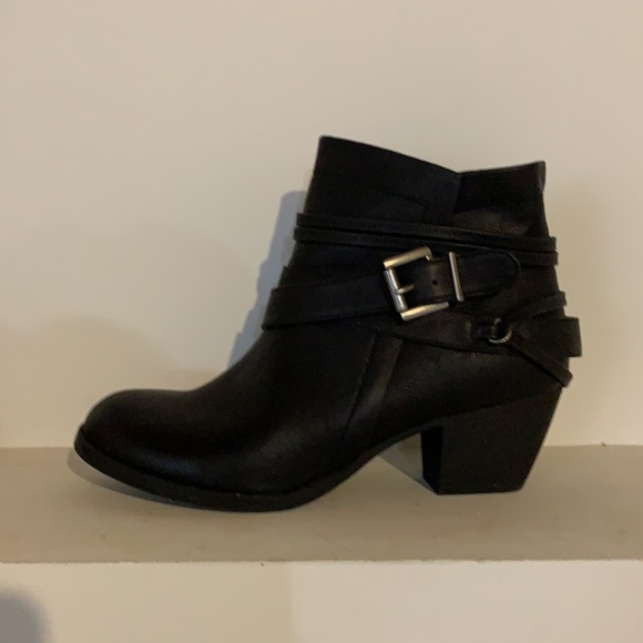 Black Ankle Boots - Picture 6 of 8